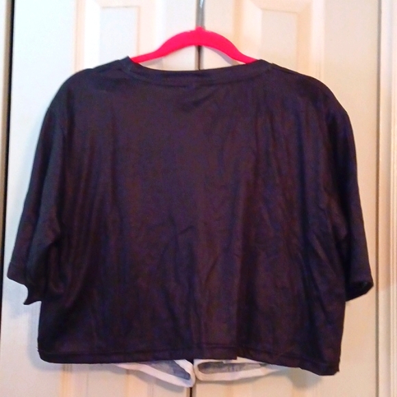 *NWT* Taylor Swift 90s  The Eras Tour Cropped Tee  & Shorts Set Sz Large - Picture 2 of 5